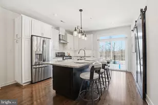 4 Sienna Pl, Feasterville-Trevose, PA 19053 - Photo 11