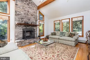 2511 Hickory Ln, Coopersburg, PA 18036 - Photo 9