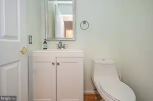102 Waverly Ln, New Hope, PA 18938 - Photo 13