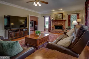 2036 Silverwood Dr, Newtown, PA 18940 - Photo 19