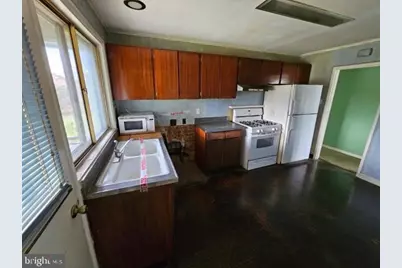 503 W Pine Street, Feasterville-Trevose, PA 19053 - Photo 7