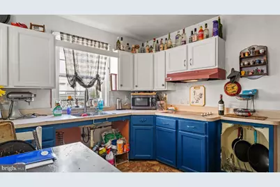 24 Chestnut Lane, Levittown, PA 19055 - Photo 15