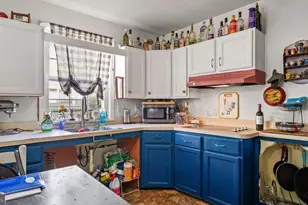 24 Chestnut Ln, Levittown, PA 19055 - Photo 15