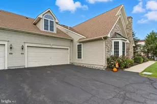 2285 Seabird Dr, Bristol, PA 19007 - Photo 5