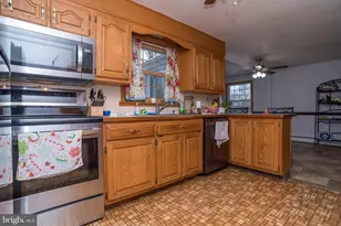 1118 N 5th St, Perkasie, PA 18944 - Photo 29