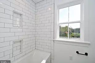 942 Stein Ct, Warminster, PA 18974 - Photo 51