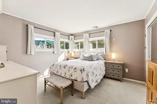 11 Stream Ln, Levittown, PA 19055 - Photo 17