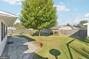 11 Stream Ln, Levittown, PA 19055 - Photo 25