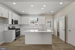 50 N 8th St, Perkasie, PA 18944 - Photo 3