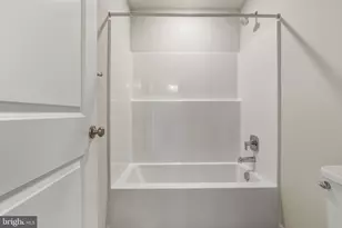 50 N 8th St, Perkasie, PA 18944 - Photo 27