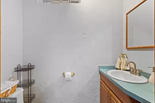 164 Trenton Rd, Langhorne, PA 19047 - Photo 27