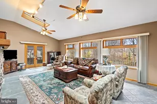 164 Trenton Rd, Langhorne, PA 19047 - Photo 7