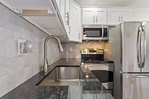 10 Blue Ridge Dr, Levittown, PA 19057 - Photo 33