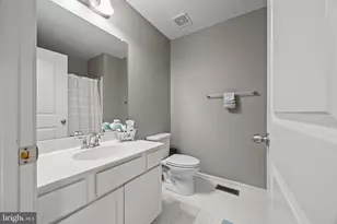 193 Graystone Dr, Feasterville-Trevose, PA 19053 - Photo 17