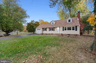 409 N Pine St, Langhorne, PA 19047 - Photo 25