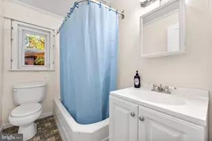 409 N Pine St, Langhorne, PA 19047 - Photo 15