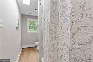 387 Larchwood Ave, Feasterville-Trevose, PA 19053 - Photo 15
