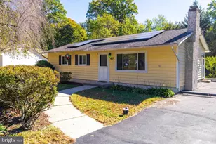 60 Cedar Dr, Doylestown, PA 18901 - Photo 3