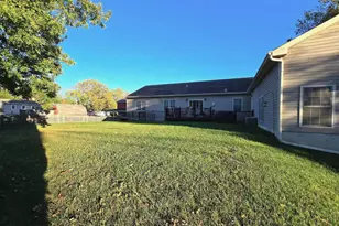 1700 Colonial Dr, Feasterville-Trevose, PA 19053 - Photo 7