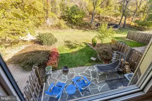 35 Essex Pl, Newtown, PA 18940 - Photo 27