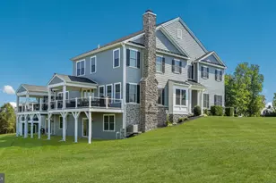 1 Elizabeth Ln, Doylestown, PA 18901 - Photo 3