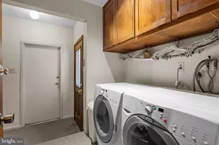 896 Gainsway Rd, Yardley, PA 19067 - Photo 23