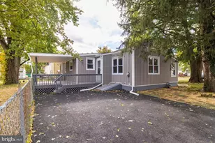 1236 S Pennsylvania Ave, Morrisville, PA 19067 - Photo 11