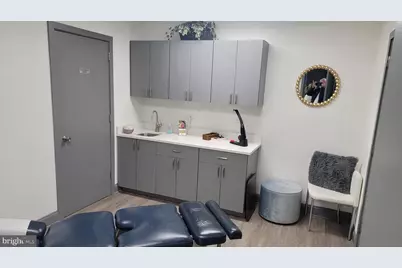 320 Middletown Boulevard #303, Langhorne, PA 19047 - Photo 9