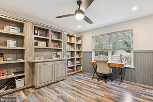 1007 Canter Cir, New Hope, PA 18938 - Photo 13