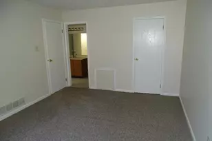 406 Steamboat Station Dr, Southampton, PA 18966 - Photo 11