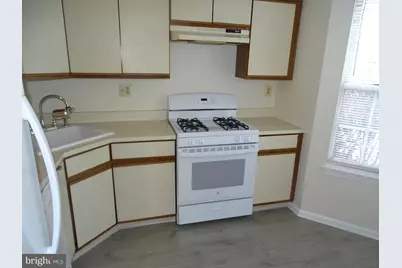 109 Hopkins Court, Holland, PA 18966 - Photo 9