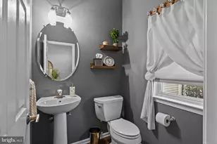 4 Tankard Ln, Washington Crossing, PA 18977 - Photo 5