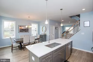 12 Warren Dr, Chalfont, PA 18914 - Photo 9