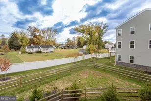 12 Warren Dr, Chalfont, PA 18914 - Photo 37