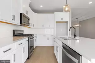 435 Reagans Ln, Chalfont, PA 18914 - Photo 3