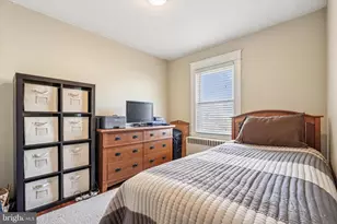 243 Monroe St, Bristol, PA 19007 - Photo 9