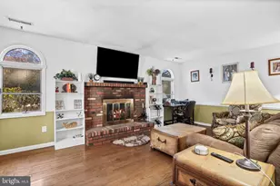 18 Essex Ln, Langhorne, PA 19047 - Photo 19