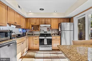 18 Essex Ln, Langhorne, PA 19047 - Photo 11