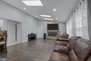 245 Trenton Rd, Fairless Hills, PA 19030 - Photo 15