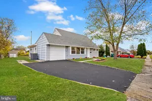 58 Queen Lily Rd, Levittown, PA 19057 - Photo 29