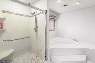 10 Hellberg Ave, Chalfont, PA 18914 - Photo 37