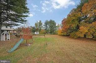 180 Independence Dr, Holland, PA 18966 - Photo 41