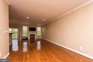 3233 Meadow View Cir, Furlong, PA 18925 - Photo 3