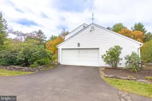 21 Woods End Dr, Doylestown, PA 18902 - Photo 59