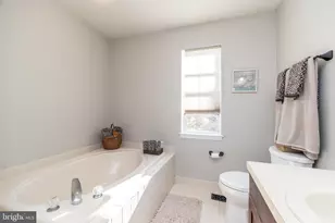 4190 Milords Ln, Doylestown, PA 18902 - Photo 21