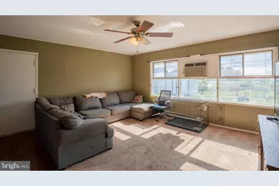 86 Wildflower, Levittown, PA 19057 - Photo 3