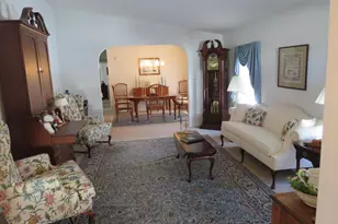 404 Thrush Ct E, New Hope, PA 18938 - Photo 3