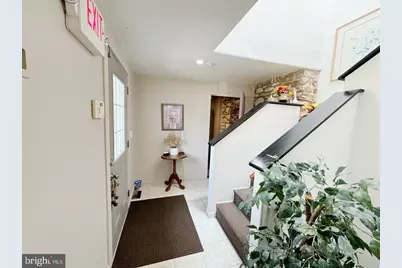 340 N Broad Street #THIRD FLOOR, Doylestown, PA 18901 - Photo 3