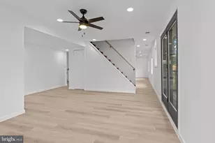 35 Thimbleberry Ln, Levittown, PA 19054 - Photo 13