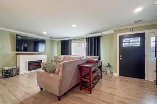 601 Austin Dr, Fairless Hills, PA 19030 - Photo 11